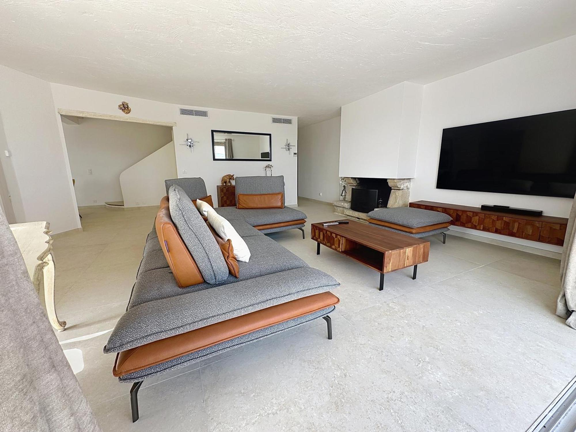 3 Bedrooms Villa Near Cannes - Pool & Jacuzzi - Sea View Mandelieu Εξωτερικό φωτογραφία