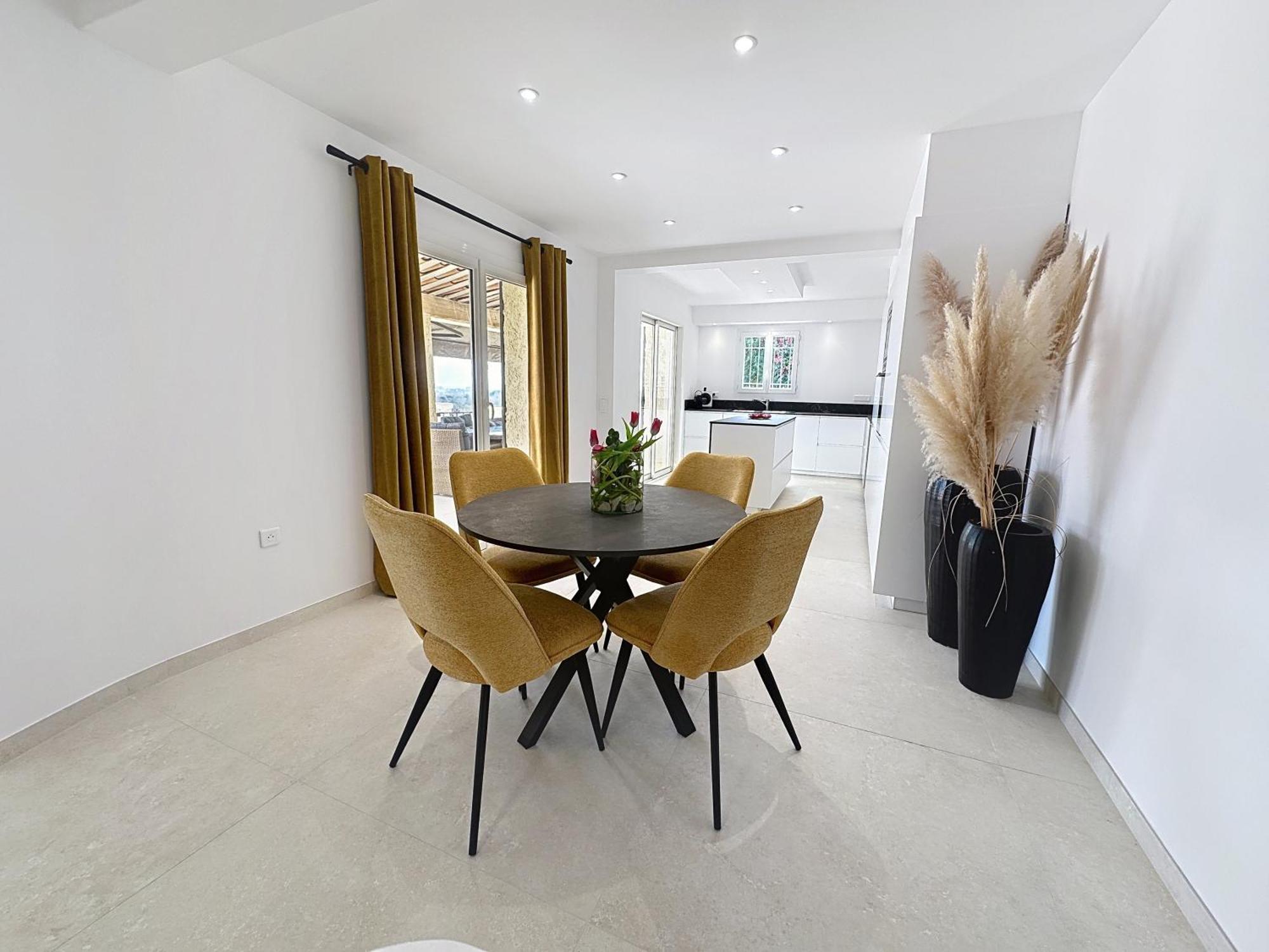 3 Bedrooms Villa Near Cannes - Pool & Jacuzzi - Sea View Mandelieu Εξωτερικό φωτογραφία