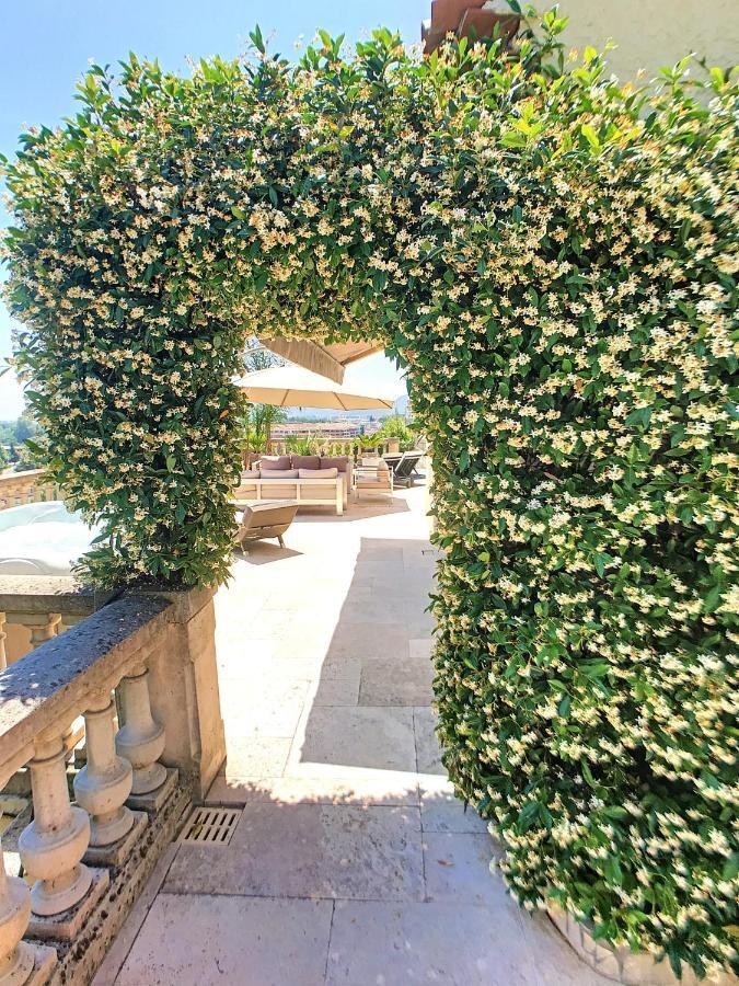 3 Bedrooms Villa Near Cannes - Pool & Jacuzzi - Sea View Mandelieu Εξωτερικό φωτογραφία